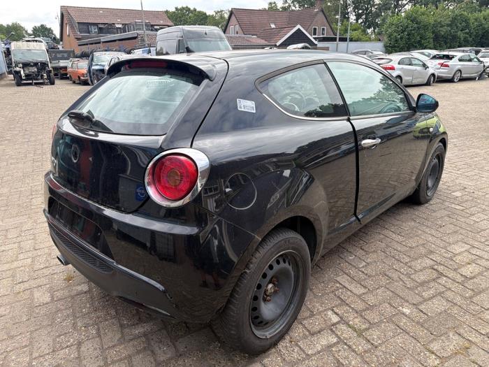 Alfa Romeo MiTo 1.3 JTDm 16V Eco Vehículo de desguace (2013, Negro)