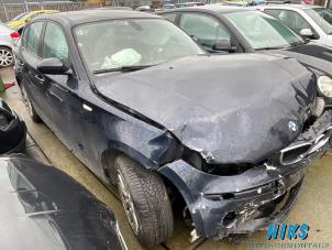 BMW 1 serie 116i 1.6 16V Épave (2007, Bleu)