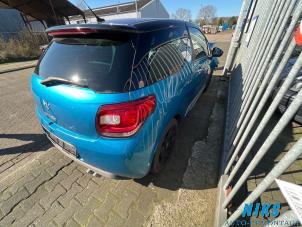 Citroen DS3 1.6 16V VTS THP 155 Épave (2012, Bleu, Noir)