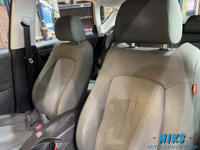 Seat Altea 2.0 FSI 16V Schrottauto (2006, Grau)