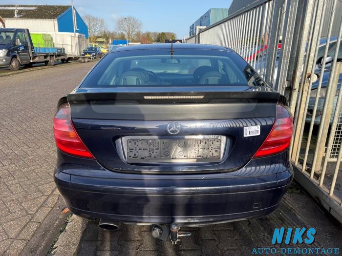 Mercedes C Sportcoupé 1.8 C-180K 16V Skrotfordon (2003, BLAUW)