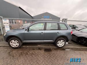 Volkswagen Touareg 3.2 V6 24V  (Damaged)
