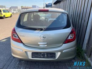 Opel Corsa D 1.2 16V  (Épave)