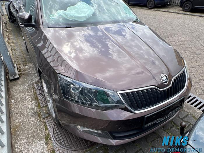 Skoda Fabia III 1.2 TSI 16V Samochód złomowany (2015, Brazowy)