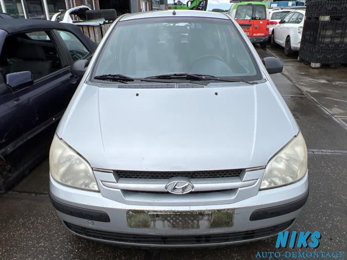 Hyundai Getz 1.1i 12V Salvage vehicle (2003, Gray)