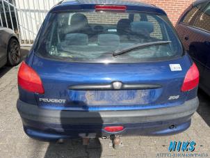 Peugeot 206 1.4 XR,XS,XT,Gentry  (Skrot)