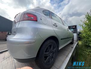 Seat Ibiza III 1.4 16V 75  (Rozbiórka)