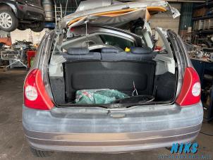 Renault Clio II 1.4 16V  (Schrott)