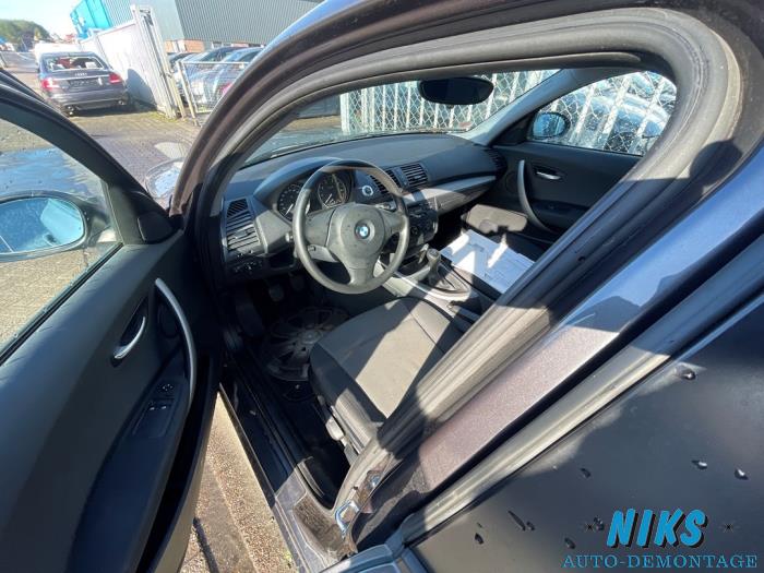 BMW 1 serie 116i 1.6 16V Épave (2005, Bleu)