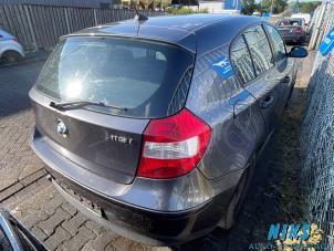 BMW 1 serie 116i 1.6 16V Épave (2005, Bleu)