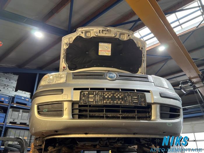 Fiat Panda 1.3 JTD 16V Multijet Vehículo de desguace (2005, Gris)