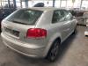 Audi A3 1.6 Épave (2003, Gris)