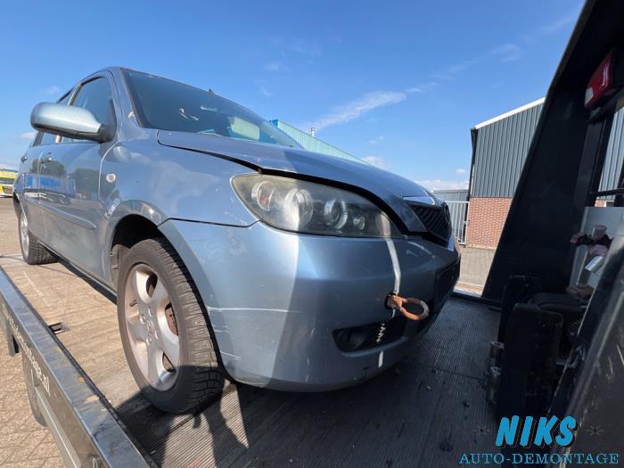 Mazda 2 1.4 16V Skrotfordon (2008, BLAUW)