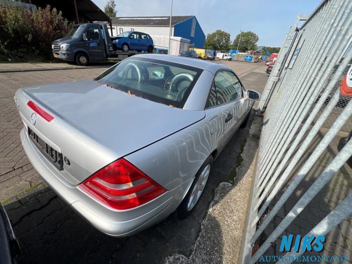 Mercedes SLK 2.3 230 K 16V Skadat fordon (1998, GRIJS)