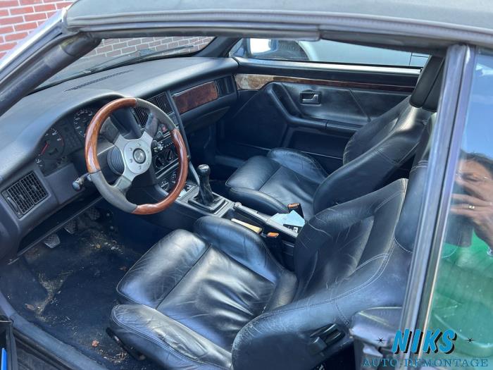 Audi Cabrio 2.3 E Voiture accidentée (1991, Bleu)