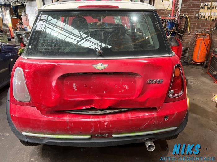Mini Mini One/Cooper 1.6 16V Cooper Schrottauto (2005, Rot)