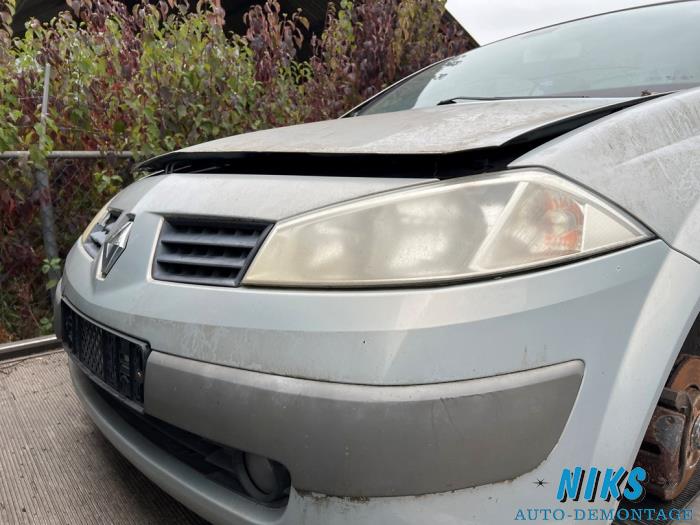 Renault Megane II CC 1.6 16V Schrottauto (2004, Grau)