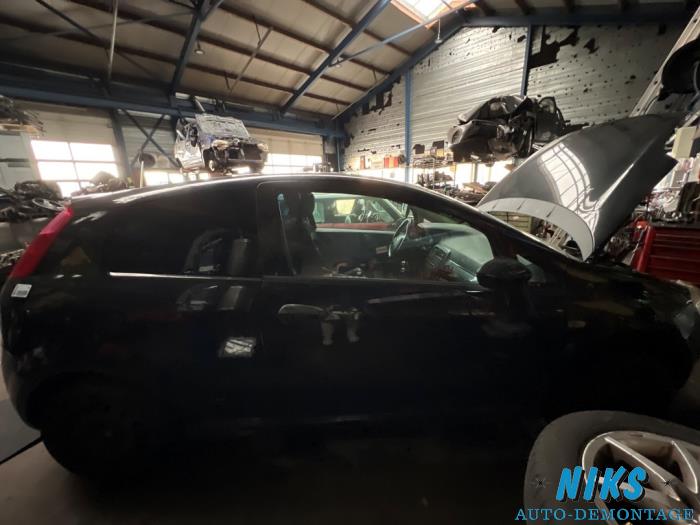 Fiat Grande Punto 1.4 T-Jet 16V Salvage vehicle (2007, Black)
