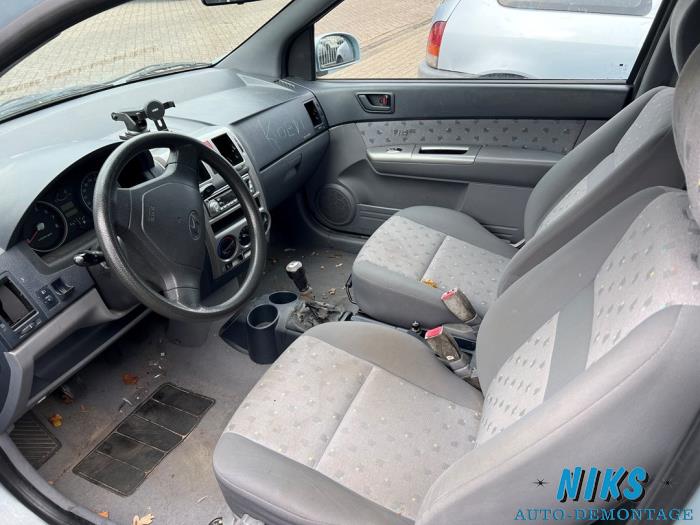 Hyundai Getz 1.3i 12V Skrotfordon (2004, BLAUW)
