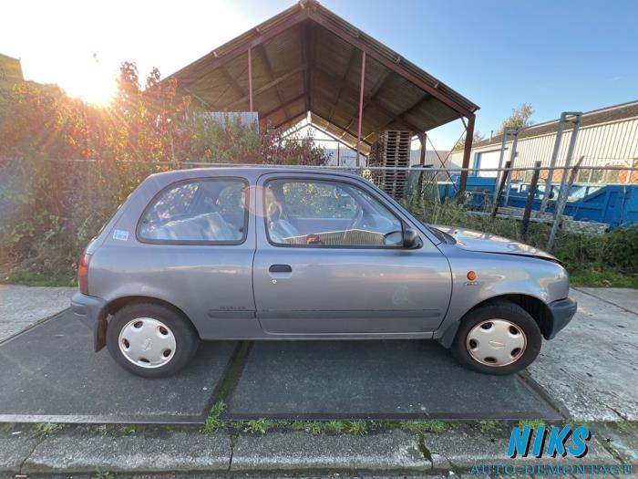 Nissan Micra 1.0 L,LX 16V Skrotfordon (1993, GRIJS)