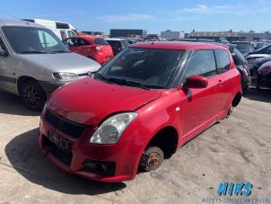 Suzuki Swift 1.6 Sport VVT 16V Samochód złomowany (2009, Czerwony)