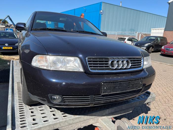 Audi A4 1.6 Vehículo de desguace (2000, Azul)