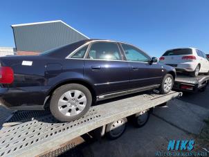 Audi A4 1.6 Vehículo de desguace (2000, Azul)