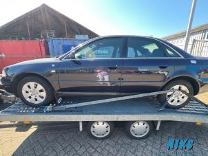 Audi A4 1.6 Vehículo de desguace (2000, Azul)
