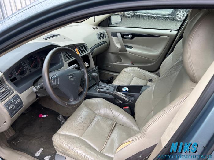 Volvo S60 I 2.4 20V 170 Vehículo de desguace (2002, Verde)