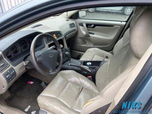 Volvo S60 I 2.4 20V 170 Vehículo de desguace (2002, Verde)