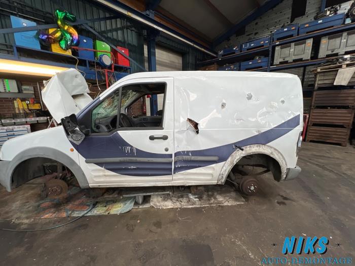 Ford Transit Connect 1.8 TDCi 75 Vehículo de desguace (2008, Granito)