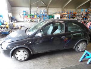 Opel Corsa C 1.2 16V Épave (2004, Noir)