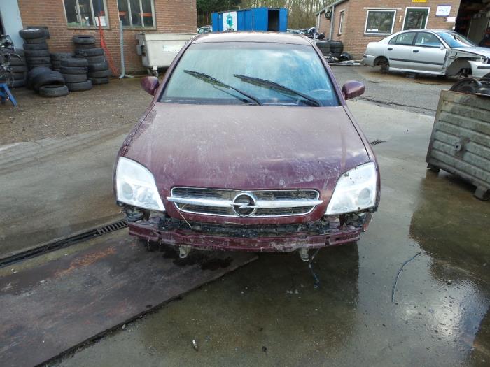 Opel Vectra C 1.8 16V Épave (2002, Rouge)