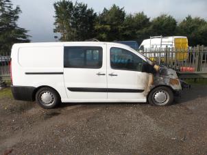 Peugeot Expert 2.0 HDi 140 16V  (Salvage)