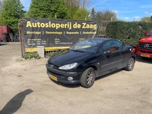 Peugeot 206 CC 2.0 16V  (Schrott)