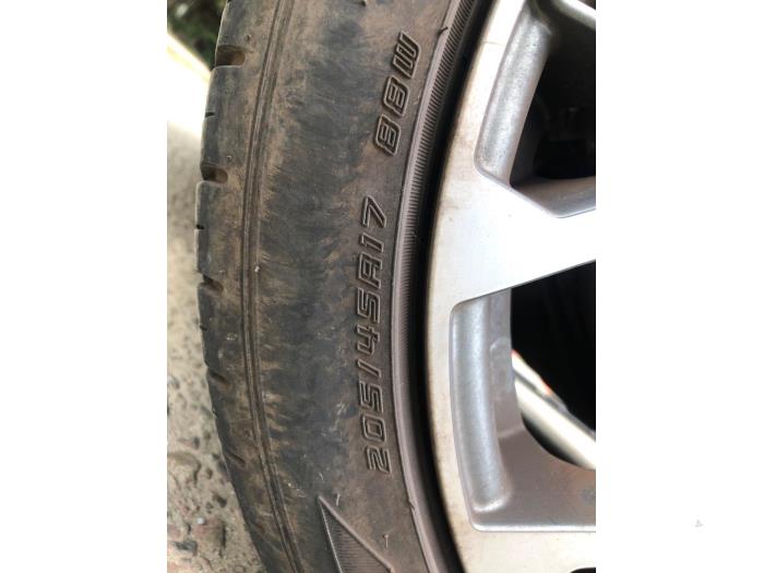 Citroen DS3 1.6 16V VTS THP 155 Schrottauto (2012, Weiß)