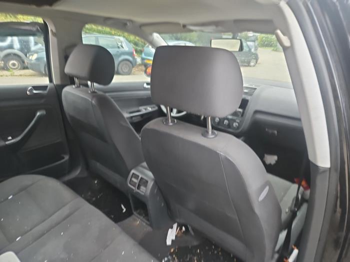 Volkswagen Golf V 1.6 FSI 16V Salvage vehicle (2004, Black)