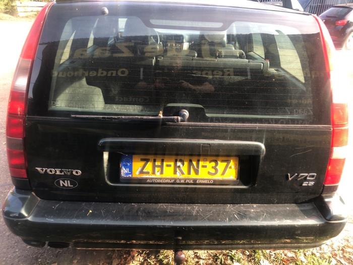 Volvo V70 2.5 10V Vehículo de desguace (1999, Verde)