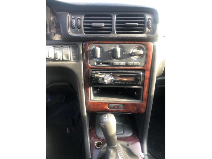 Volvo V70 2.5 10V Vehículo de desguace (1999, Verde)