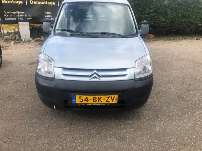 Citroen Berlingo 1.9 D Schrottauto (2004, Granit)