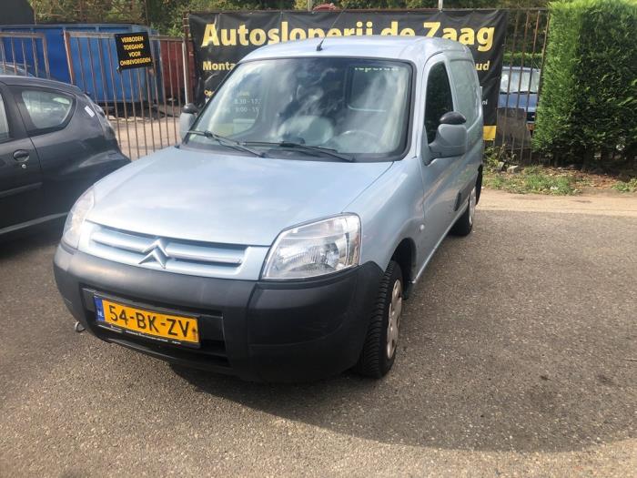 Citroen Berlingo 1.9 D Schrottauto (2004, Granit)