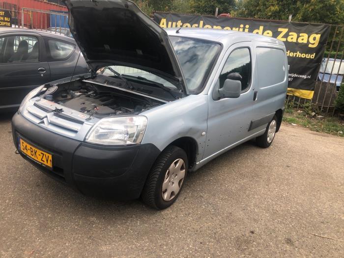 Citroen Berlingo 1.9 D Schrottauto (2004, Granit)