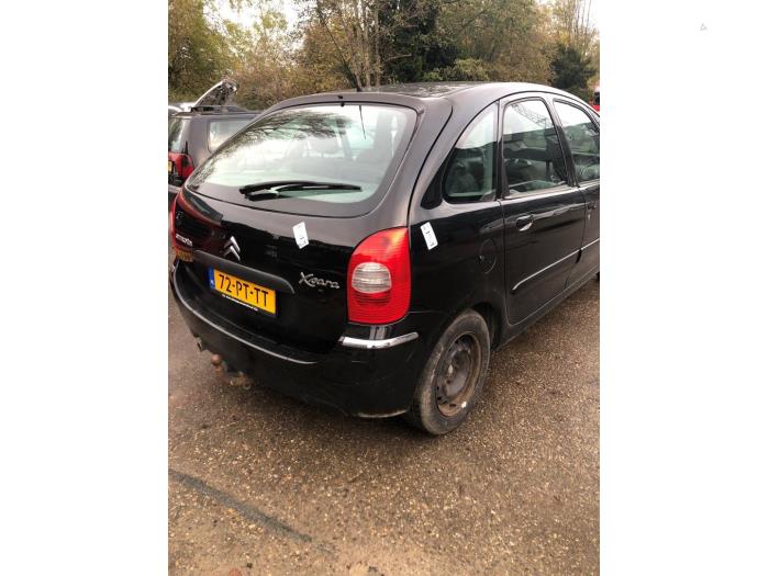 Citroen Xsara Picasso 1.8 16V Skrotfordon (2004, ZWART)