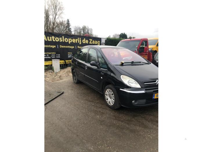Citroen Xsara Picasso 1.8 16V Skrotfordon (2004, ZWART)
