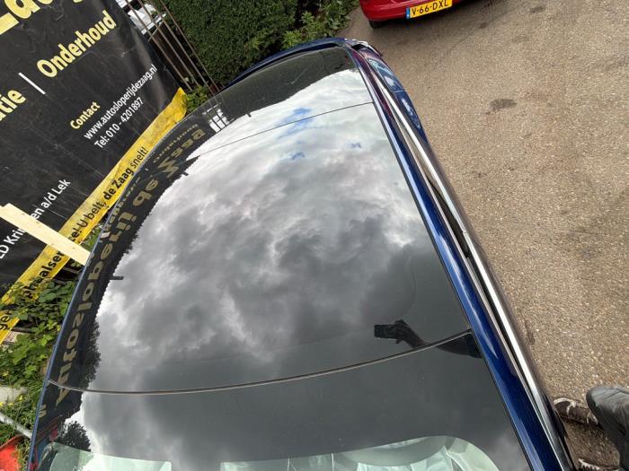 Tesla Model 3 Standard RWD Plus 60 kWh Samochód złomowany (2019, Niebieski)