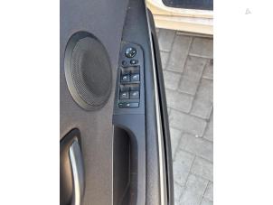 BMW 3 serie Touring 318i 16V Vehículo de desguace (2008, Blanco)
