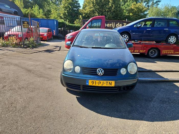 Volkswagen Polo IV 1.4 16V 75  (Desguace)