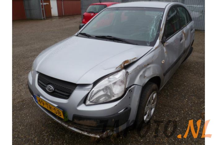 Kia Rio Ii De 1 4 16v Salvage Year Of Construction 07 Colour Gray Proxyparts Com