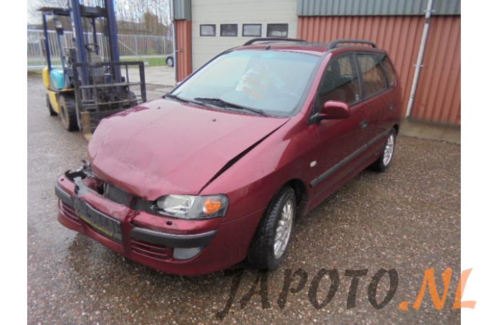 Mitsubishi Space Star 1.6 16V Schrottauto (2003, Rot)