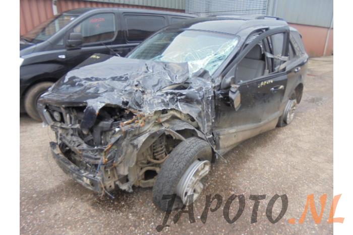 Kia Sorento I Ii Jc 2 5 Crdi 16v Salvage Year Of Construction 05 Colour Black Proxyparts Com